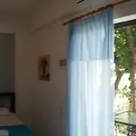 查拉客房旅馆 维利卡