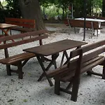 公寓 查拉客房旅馆 维利卡